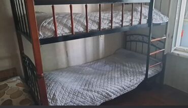кровать: Oğlan və qız üçün, İşlənmiş, Çarpayı, Matras ilə, Siyirməsiz, Dəmir