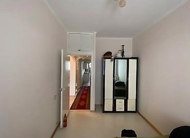 Квартиры: 3 комнаты, 62 м², 12 мкр 105 серия, 8 этаж, Старый ремонт — 10