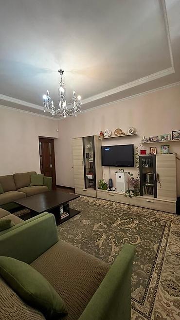 Продажа квартир: 3 комнаты, 72 м², Сталинка, 2 этаж — 3