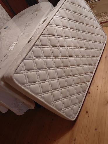 doşəkcələr: Ortopedik döşək - Ölçü: təxmini 130×80 sm (tək nəfərlikdən geniş, iki — 1