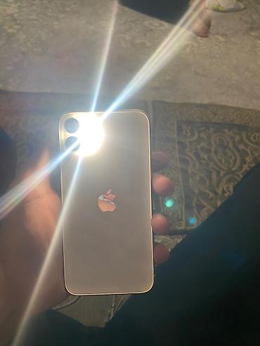 Apple iPhone: IPhone 11, Б/у, 128 ГБ, Белый, Чехол, 72 % — 3