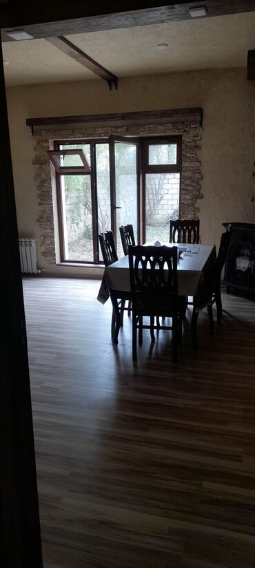 Həyət evləri və villaların satışı: Satış üçün fərdi yaşayış evi satılır.şəxsi tikili .ünvan novxanı — 53