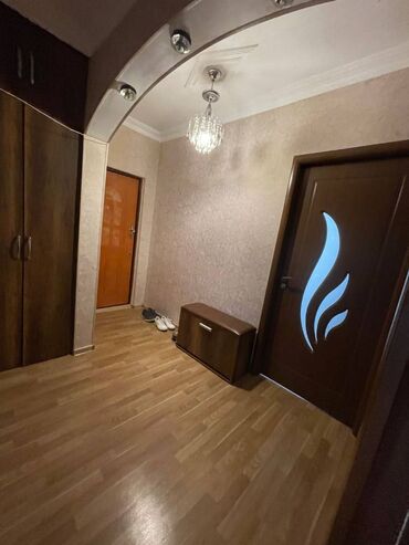 Köhnə tikili: Bakı, 3 otaqlı, Köhnə tikili, m. Əhmədli, 80 kv. m — 11