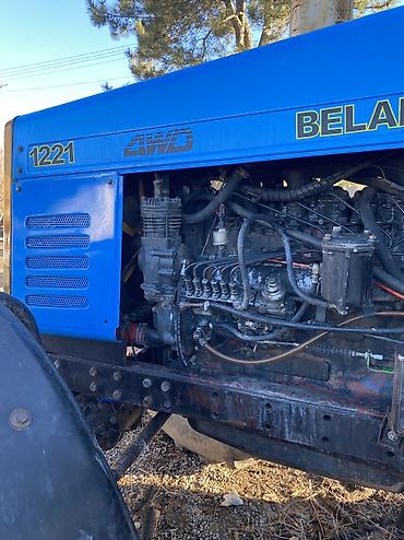 Тракторы МТЗ (Беларус): Модель: 1221, Б/у, 2010 г., С пресс-подборщиком — 8