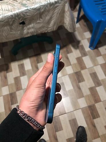 android avtomobil monitorlari: IPhone 13, Mavi, Face ID — 4