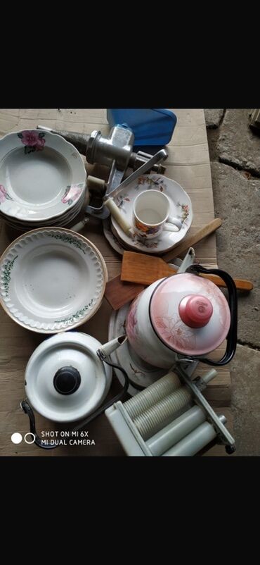 кухонный гарнитур фото: Кухонный набор (разнородные предметы) Состав: - Стопка глубоких