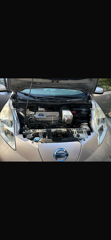 nissan leaf электромобиль: Nissan Leaf: 2012 г., Электромобиль, Хэтчбэк — 5