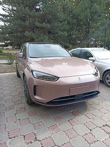 Продажа авто: Хуавей аито М5, 4 ВД премиум класса цвет коралловый очень — 2