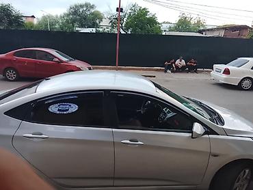 e klass: Hyundai Solaris: 2012 г., 1.6 л, Автомат, Бензин, Седан — 5
