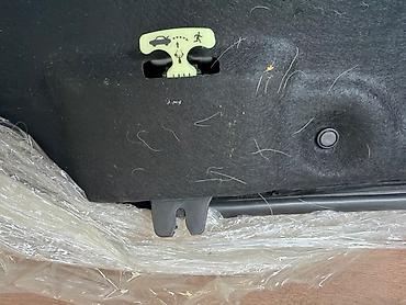 камри багаж: Замок багажника Toyota Camry XV70 (A25A-FKS), задний - Оригинал — 1