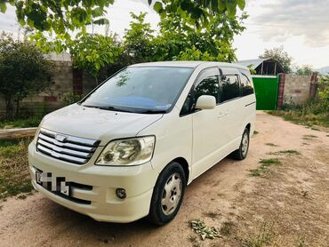 тойота минивены: Toyota Noah: 2003 г., 2 л, Автомат, Бензин, Минивэн