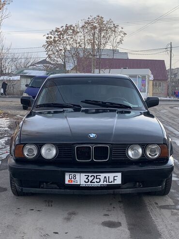 BMW: BMW 5 series: 1988 г., 2 л, Механика, Бензин, Седан