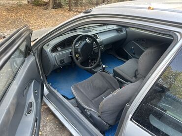 хондо цивик: Honda Civic: 1995 г., 1.5 л, Механика, Бензин, Хетчбек