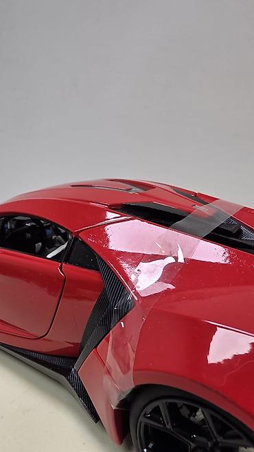 gravity ball: Коллекционная модель суперкара Lykan Hypersport (масштаб — 9