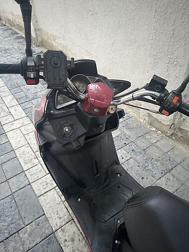 Скутеры: 🏍️ ПРОДАЁТСЯ МАКСИ 150 КУБ 🔥 ✨ Состояние — как на фото ✨ Пластик в — 5