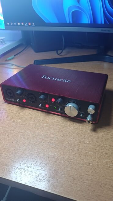 покупка ноутбука: Звуковая карта focusrite 2i4 стояла в студии. В идеальном состоянии