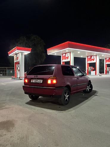 эска 8: Volkswagen Golf: 1994 г., 1.8 л, Автомат, Бензин, Хэтчбэк — 3
