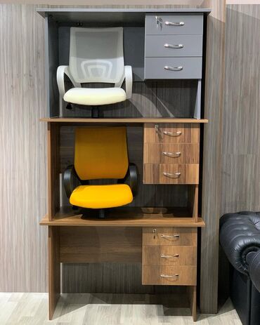 Ofis və oyun kresloları: Yeni, Təkərli, Qolları tənzimlənir, Dəri — 20