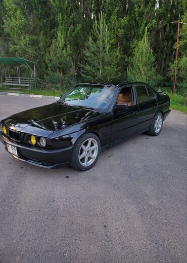 кооператив авто: BMW 5 series: 1989 г., Механика, Бензин, Седан