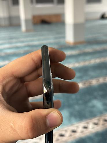 Apple iPhone: IPhone 11 Pro Max, Б/у, 64 ГБ, Matte Midnight Green, Чехол, 80 % — 4