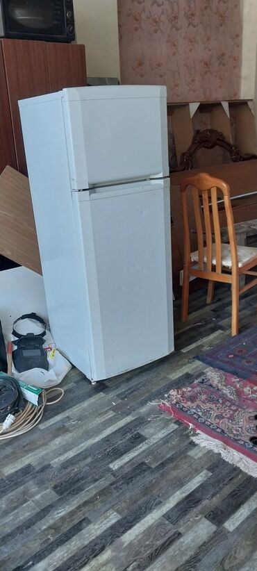 gencede xaladenik: 2 двери Холодильник Продажа