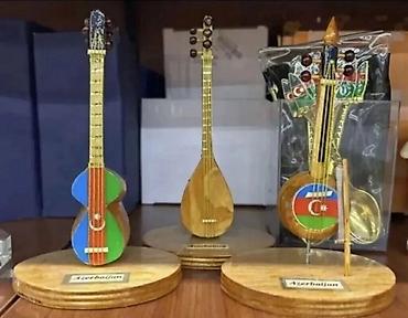 Milli musiqi alətləri: Miniatür milli musiqi alətləri – suvenir kompozisiyaları - Material — 1