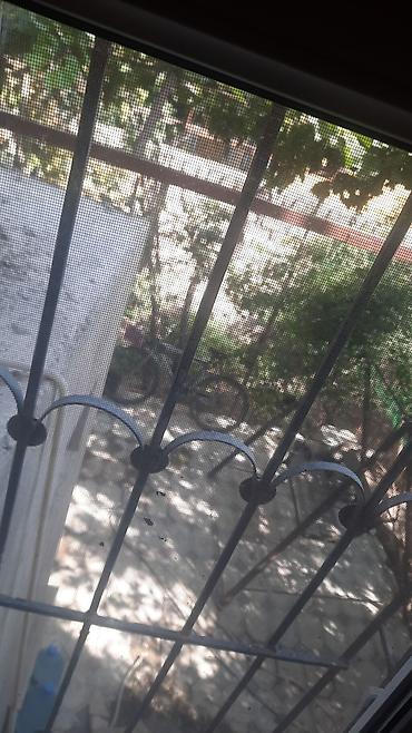 satliq evler: Həyətyanı fərdi yaşayış evi - İki mərtəbəli tikili, fasadı rəngli — 9