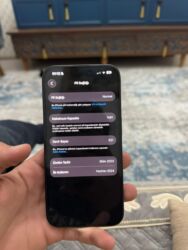 i̇pona: IPhone 15 Pro, 128 ГБ, Alpine Green, Гарантия, Битый, Беспроводная зарядка