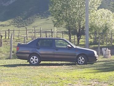 malibu 2: Volkswagen Vento: 1994 г., Механика, Бензин, Седан — 4