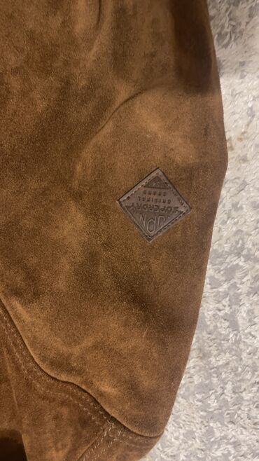 Paltolar: Satılır dəridir orjinallığını yoxladıb götürə bilərsiz . 80 azn ciddi — 6