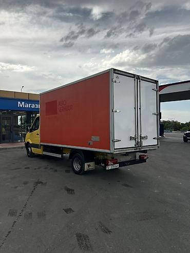 фикс арзан: Рефрижераторный фургон Mercedes-Benz Sprinter (кабина желтая — 3