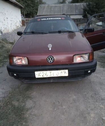коврик держатель для телефона в машину: Volkswagen Passat Variant: 1993 г., 1.8 л, Механика, Бензин, Универсал