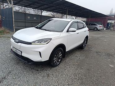 Weltmeister: Weltmeister EX5, 2021 г., Передний — 1