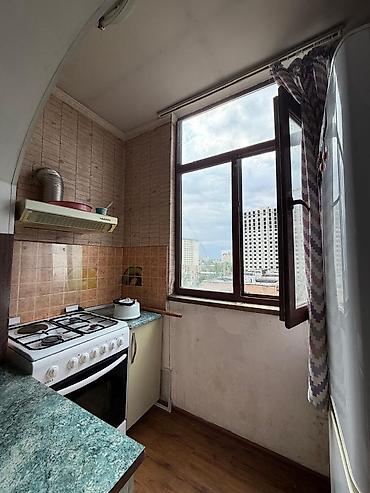 2 6: 3 комнаты, 62 м², Ипподром 105 серия, 6 этаж, Старый ремонт — 10