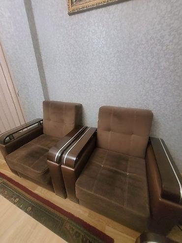 divan taxt: Divan, İşlənmiş, Açılan, Bazalı, Parça, Çatdırılma yoxdur — 4