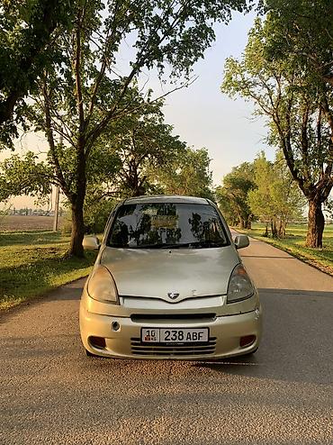 385 55: Toyota Funcargo: 1999 г., 1.5 л, Автомат, Бензин, Хэтчбэк — 1