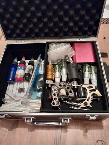 оборудования для парикмахерской: Весь набор вместе с чемоданчиком. Всё для набивки тату. Самовывоз