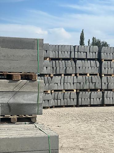 Дорожные бордюры: Дорожный бордюр, Прессованный, Бетонный, Новый — 4