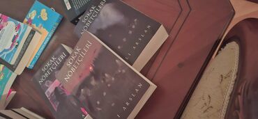 Digər kitablar və jurnallar: Müxtəlif janrlarda kitab dəsti. Dəstə "Karantina" seriyasından — 6