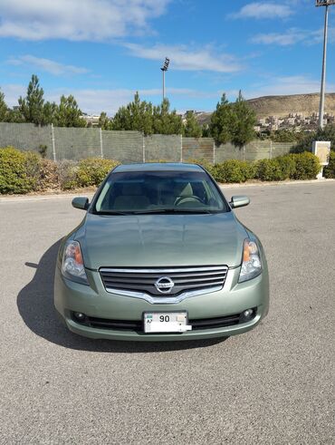 nissan tiida nece masindi: Nissan Altima: 2.5 l | 2008 il Sedan