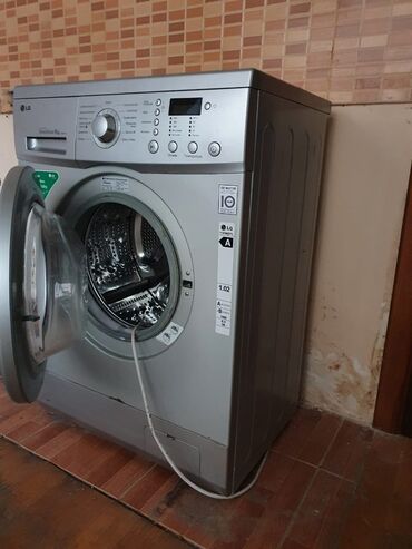 Миски: Стиральная машина LG, 6 кг, Без сушки, Нет кредита