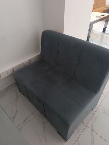 su çeni satılır: Divan, Açılmayan, Bazasız, Vеlur parça
