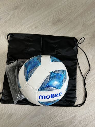 мяч футбольные: Molten (оригинал)5 размер В комплекте идёт:Мячсумка для мяча,насос