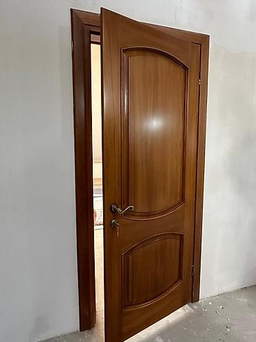 Продаю меж комнатная дверь из массива двери в количестве 11 штук at lalafo.kg Продаю меж комнатная дверь из массива двери в количестве 11 штук