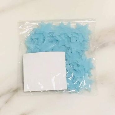 Ostali kućni dekor: Fluorescentne svetleće zvezdice za dečiju sobu
Cena:600din/50kom — 6