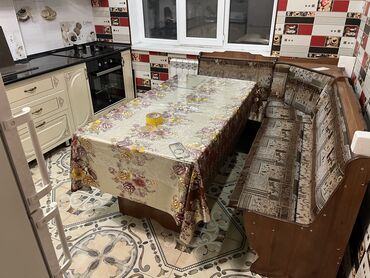 квартира долгий срок бишкек: 2 бөлмө, 51 кв. м, 2 кабат, Евроремонт