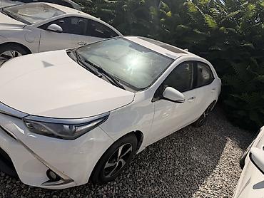 карола 2019: Toyota Corolla: 2019 г., 1.8 л, Бензин, Седан — 3