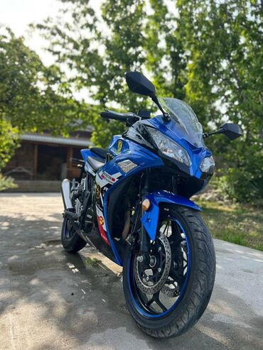 Мотоциклы: Спортивный мотоцикл классического форм‑фактора с полным обвесом — 4