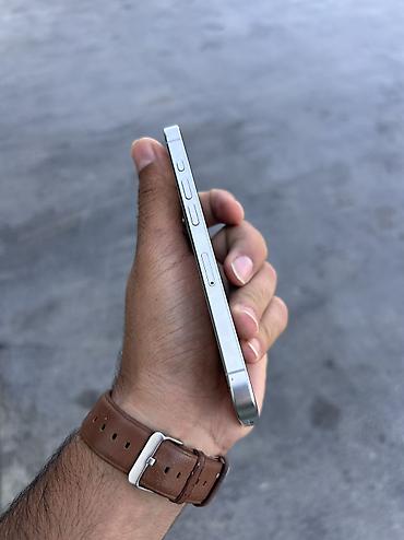 iphone en ucuz telefon: IPhone 15 Pro, 128 GB, White Titanium, Face ID, Simsiz şarj, Zəmanət — 4