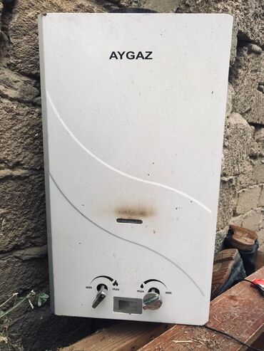 Lyuk qapaqları: AYGAZ qazla işləyən axın tipli su qızdırıcısı - Marka/model: Aygaz
